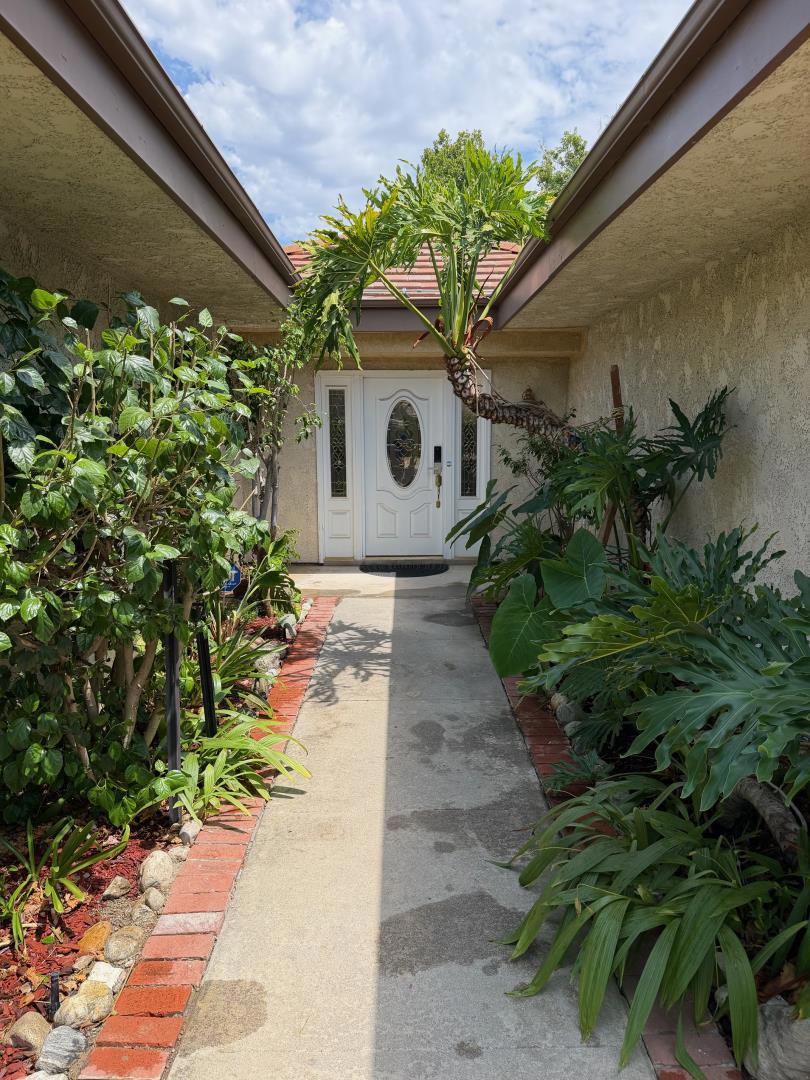 11651 Poplar Street Property Photo 1
