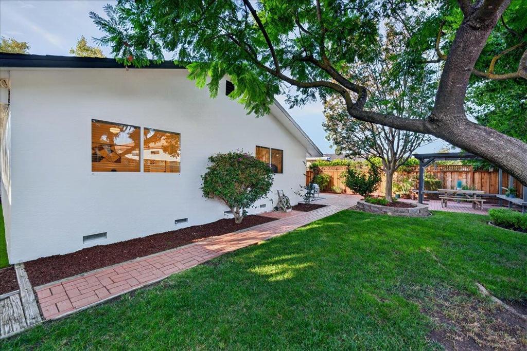 2318 Maximilian Drive Property Photo 42