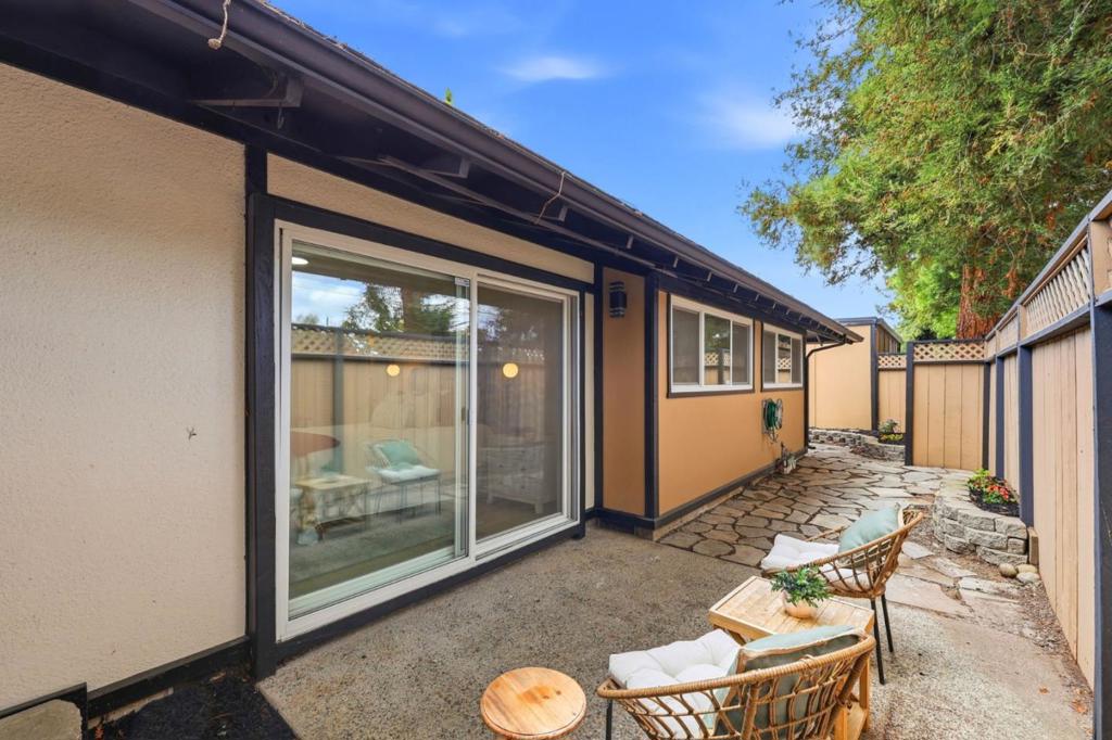 1209 S Bernardo Avenue Property Photo 30