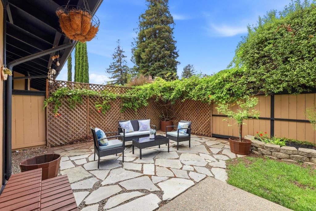 1209 S Bernardo Avenue Property Photo 33