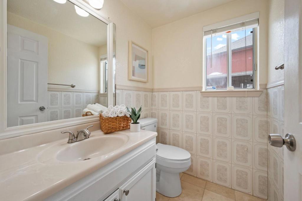 106 Carousel Drive Property Photo 14