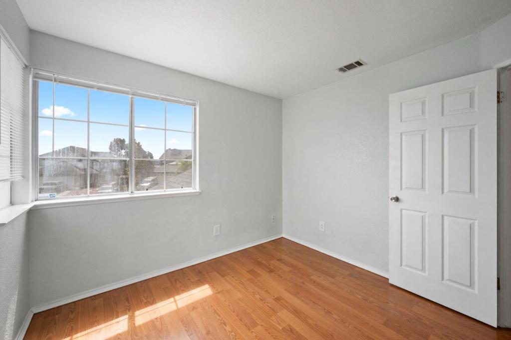 106 Carousel Drive Property Photo 26