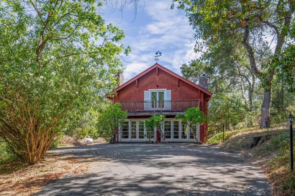 15895 Ravine Road Property Photo 1