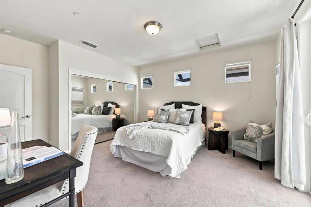 2733 Sorano Court 6 Property Photo 19