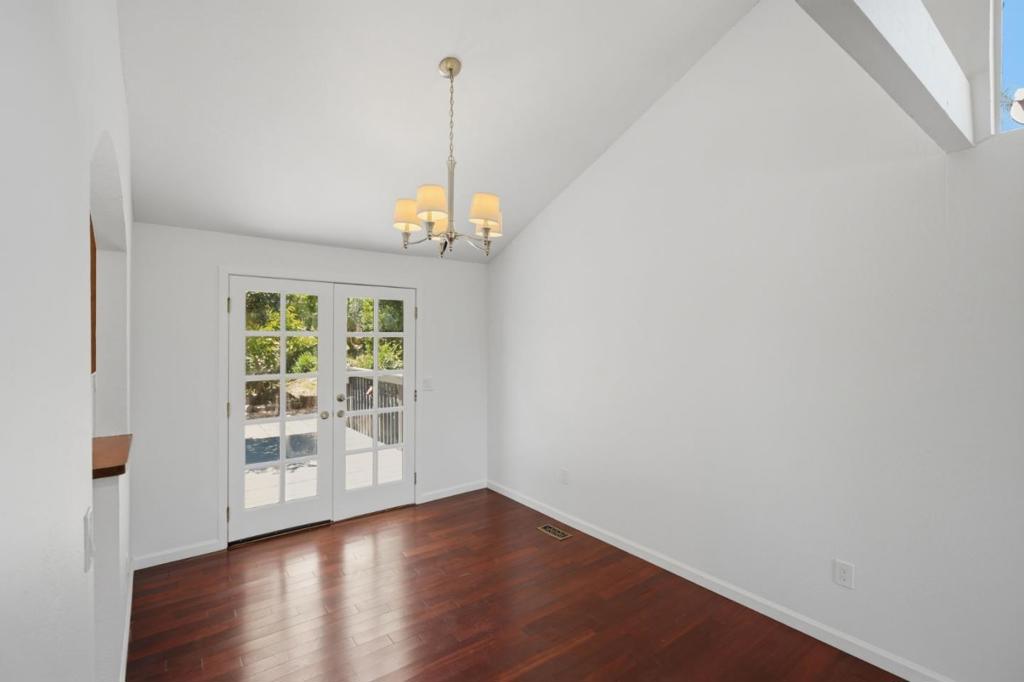 617 Pebble Drive Property Photo 10