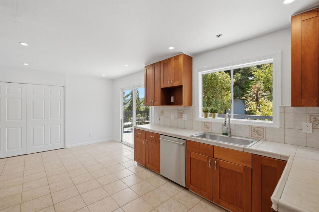 617 Pebble Drive Property Photo 14
