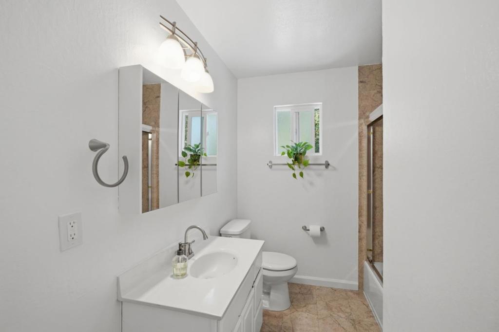 617 Pebble Drive Property Photo 33