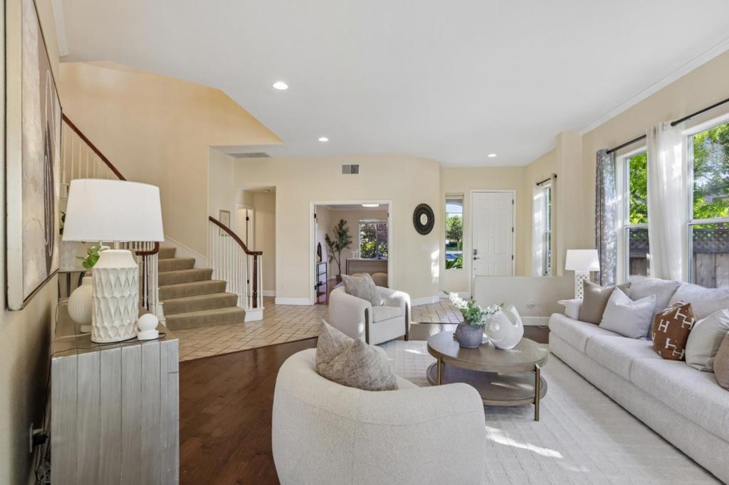 6039 La Spezia Place Property Photo 4