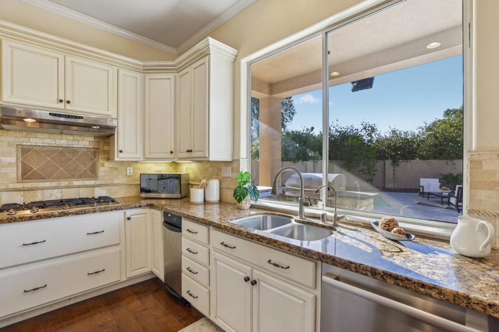 6039 La Spezia Place Property Photo 18
