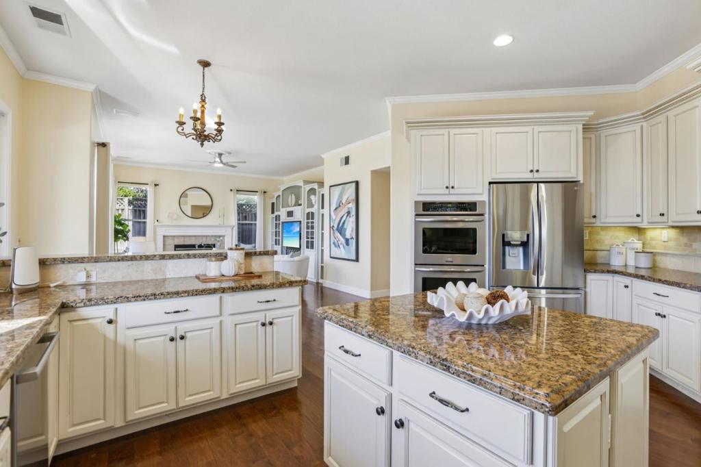 6039 La Spezia Place Property Photo 20