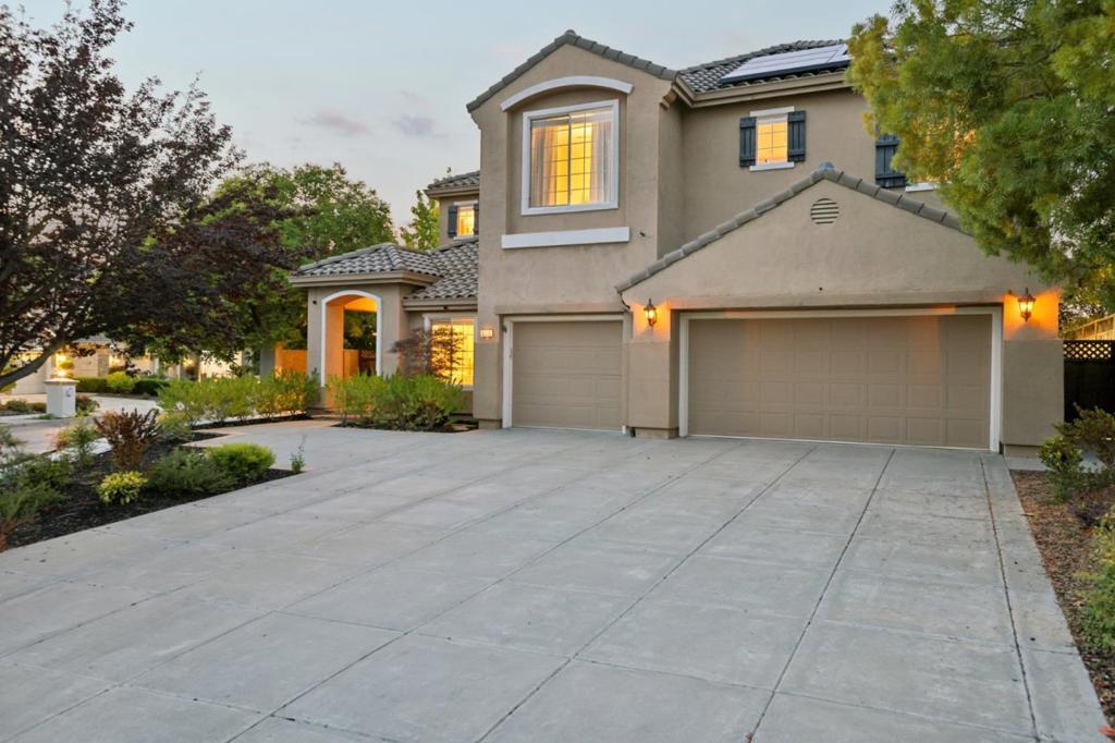 6039 La Spezia Place Property Photo 93