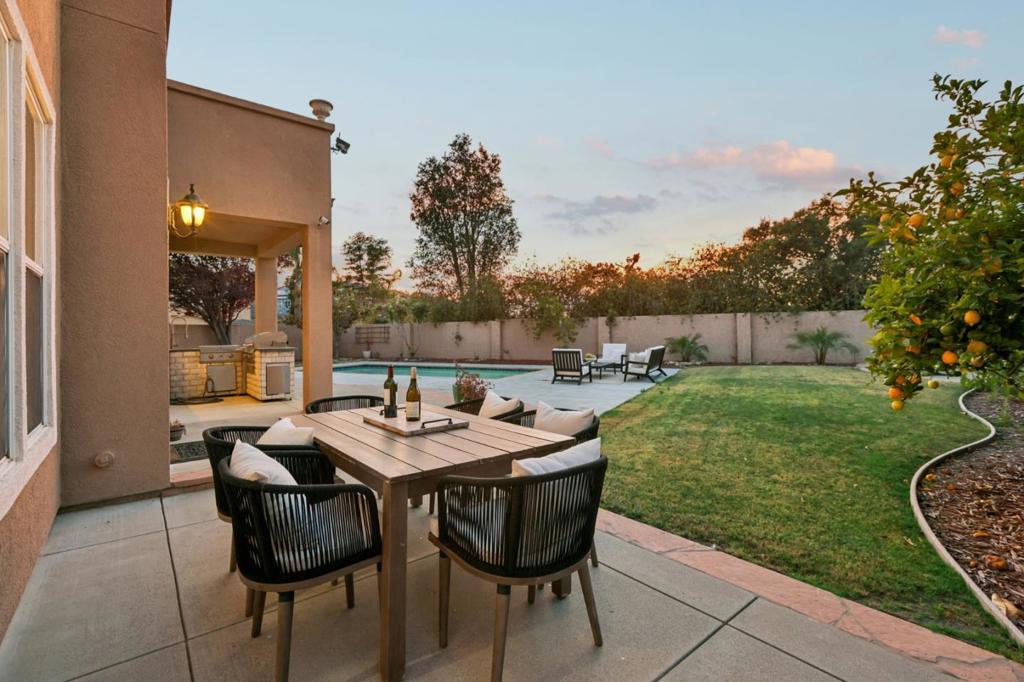 6039 La Spezia Place Property Photo 98