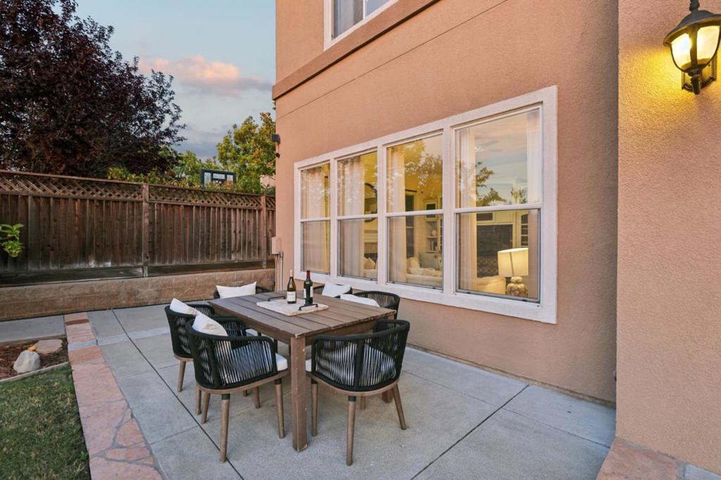 6039 La Spezia Place Property Photo 99