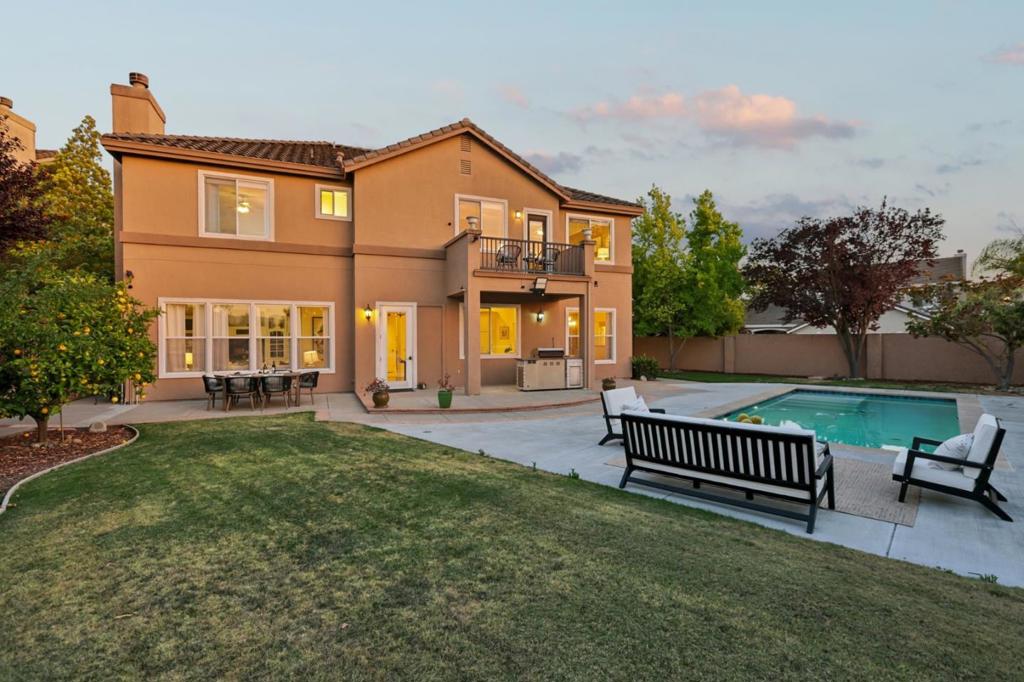 6039 La Spezia Place Property Photo 109