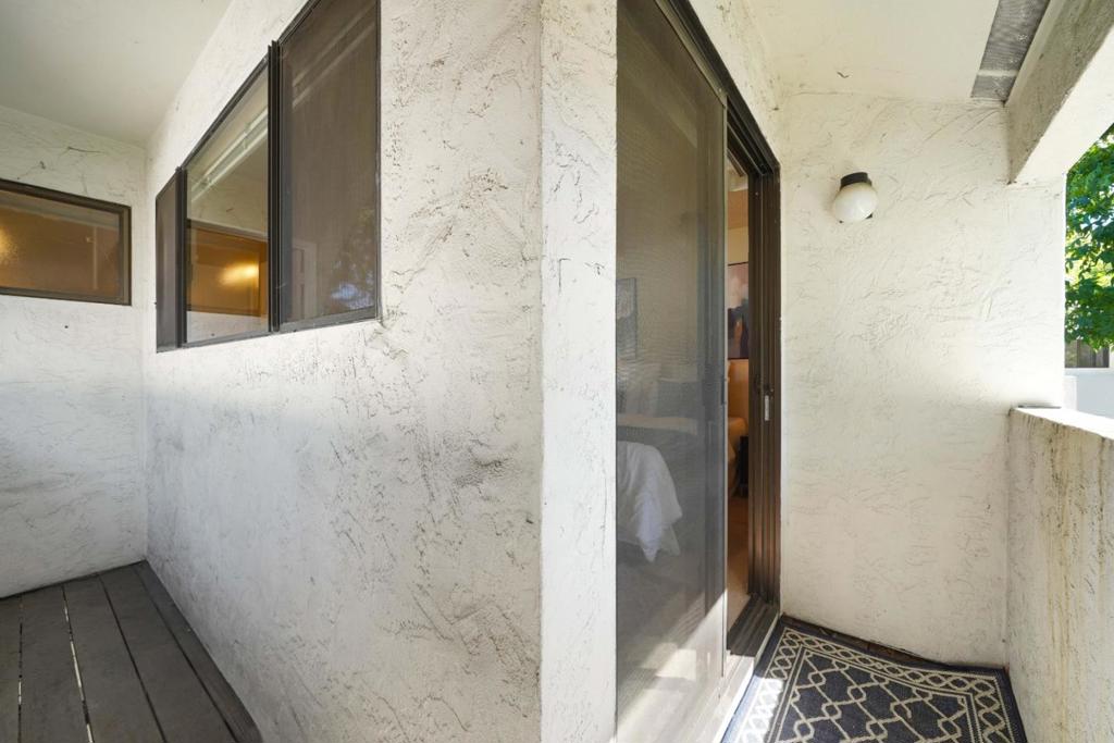 1055 N Capitol Avenue 66 Property Photo 23