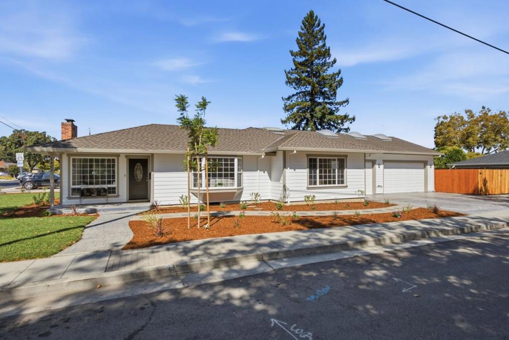1402 Alpine Avenue Property Photo 2