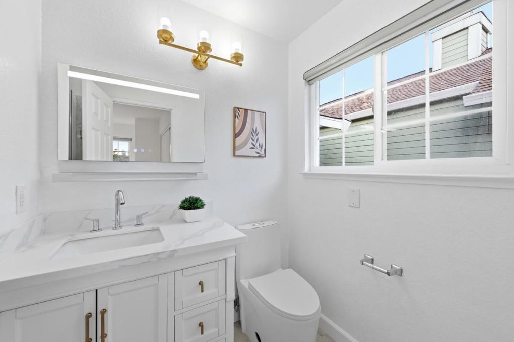 1058 Rymar Place Property Photo 36