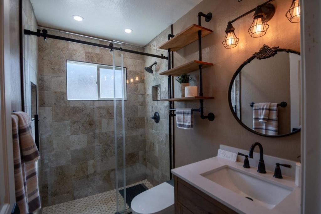 3885 Maui Drive Property Photo 20