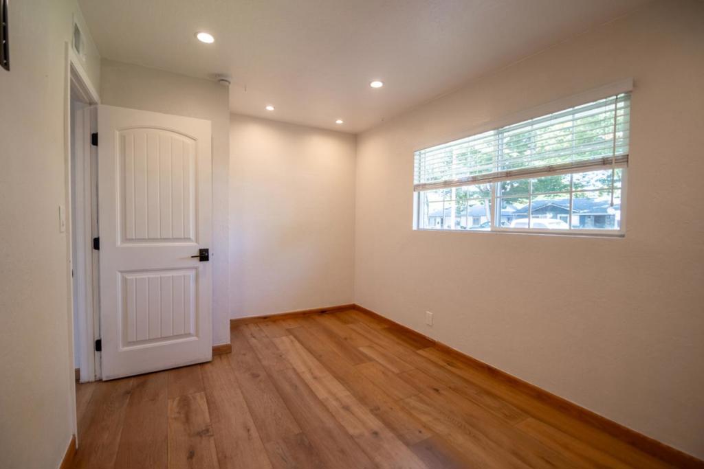 3885 Maui Drive Property Photo 25