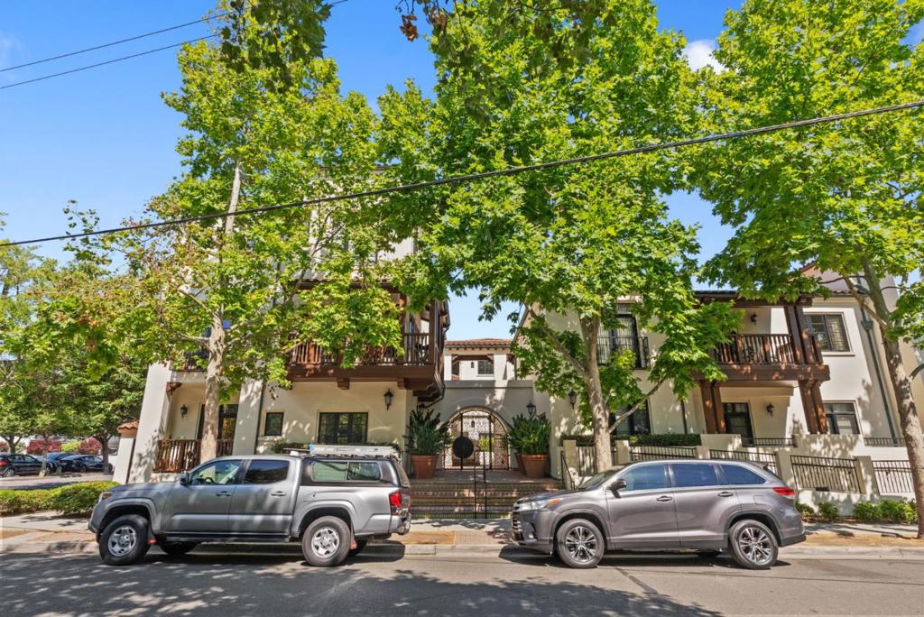 244 View Street Property Photo 1