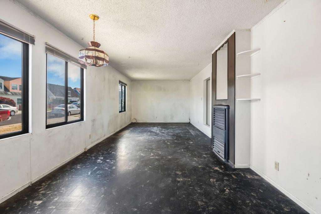 22 Sonora Avenue Property Photo 5