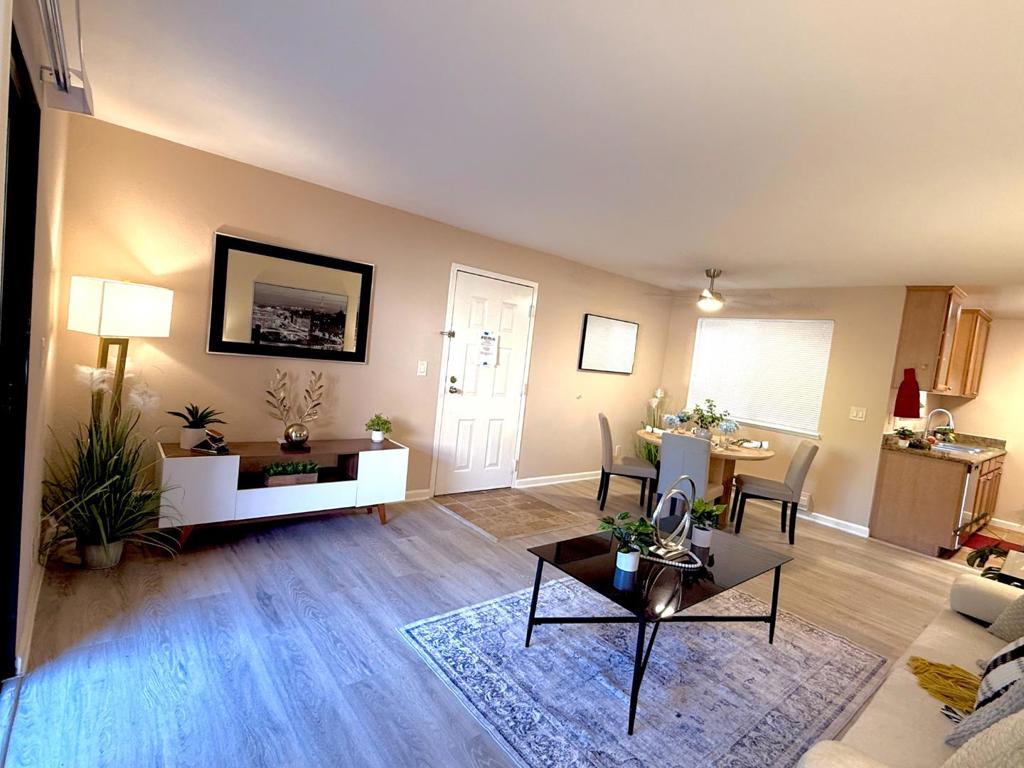 2250 Monroe Street 133 Property Photo 8