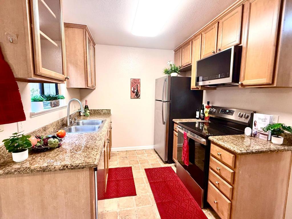 2250 Monroe Street 133 Property Photo 14