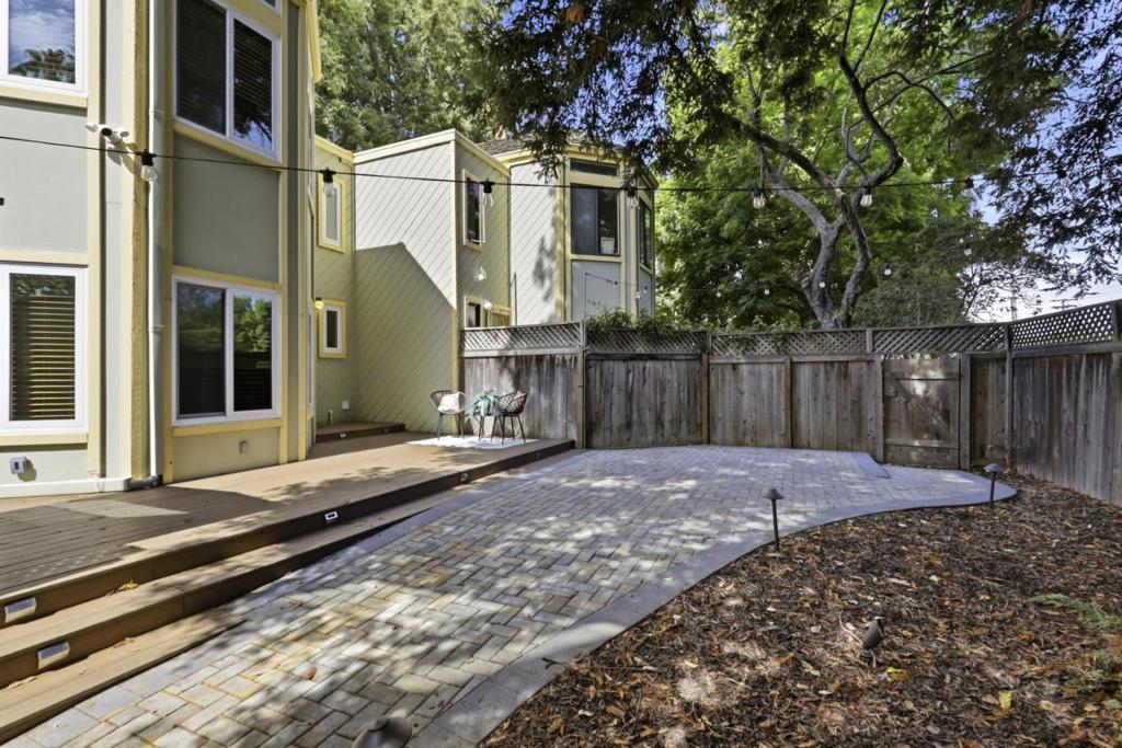 620 Mariposa Avenue 4 Property Photo 33