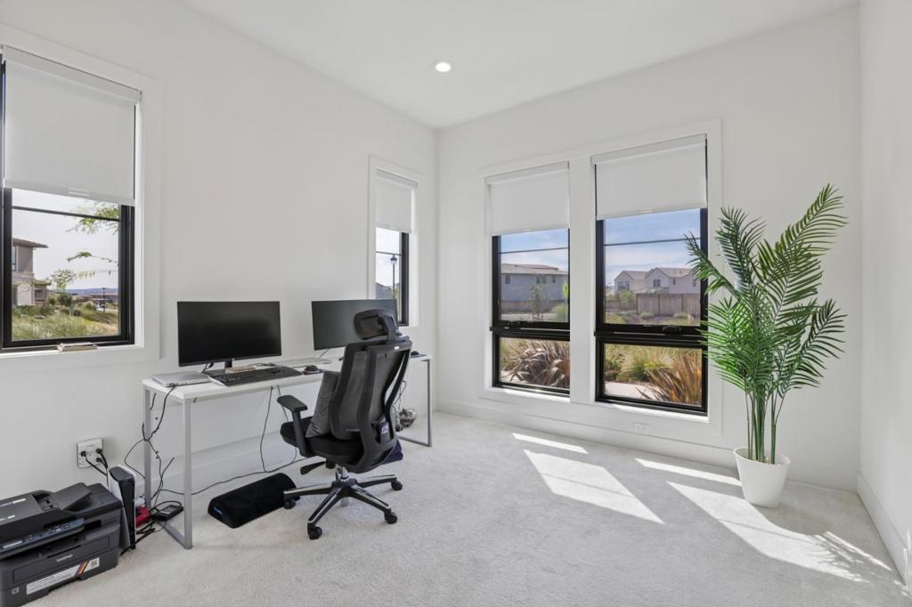 18471 Corte Zapala Property Photo 36