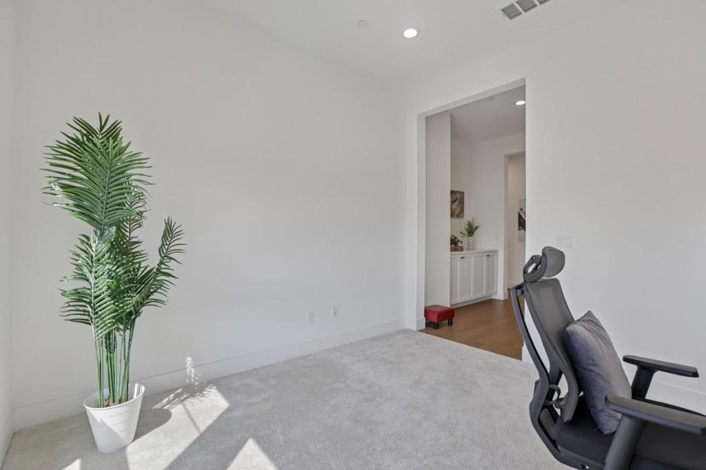 18471 Corte Zapala Property Photo 37