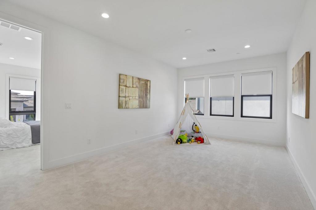 18471 Corte Zapala Property Photo 42