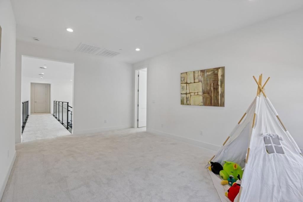 18471 Corte Zapala Property Photo 43