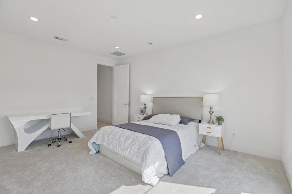 18471 Corte Zapala Property Photo 47