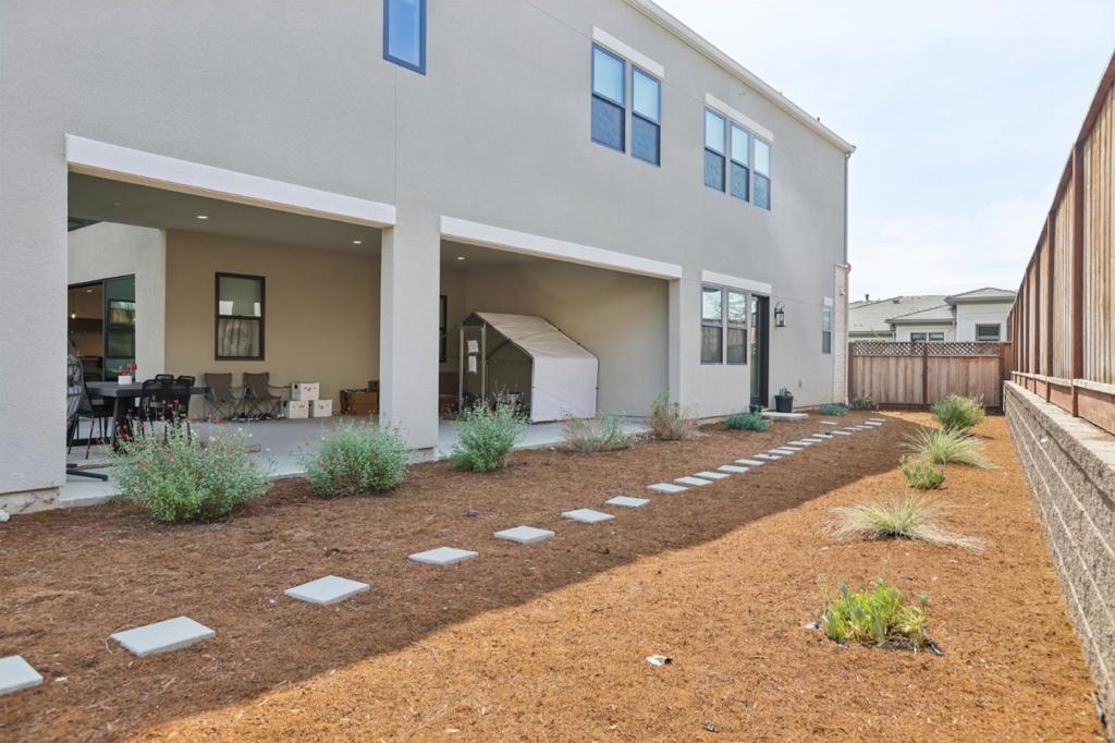 18471 Corte Zapala Property Photo 82