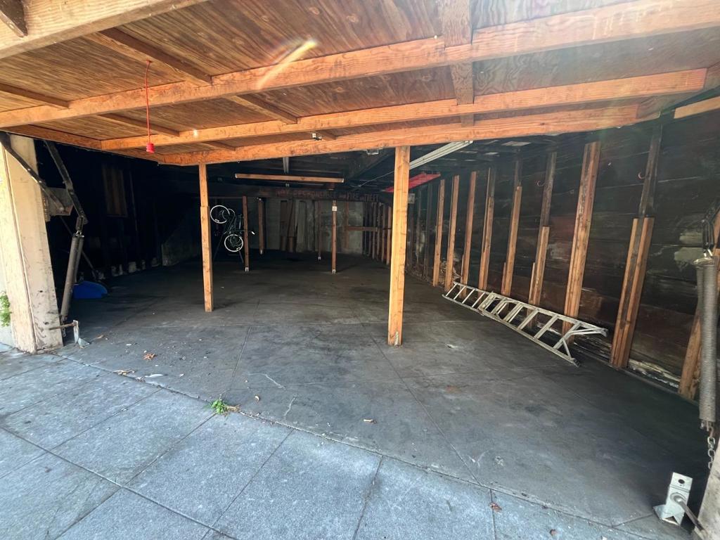 506 Wesley Avenue Property Photo 5