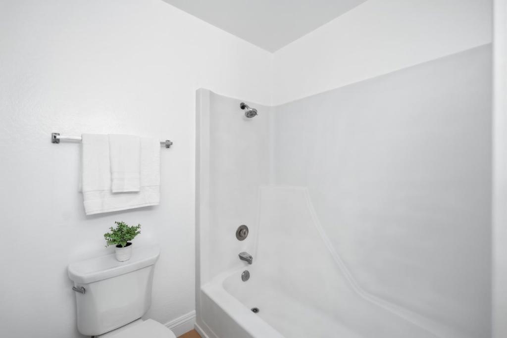 10939 Northshore Square Property Photo 30