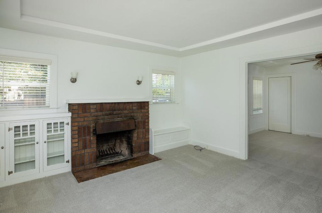196 N 17th Street Property Photo 4