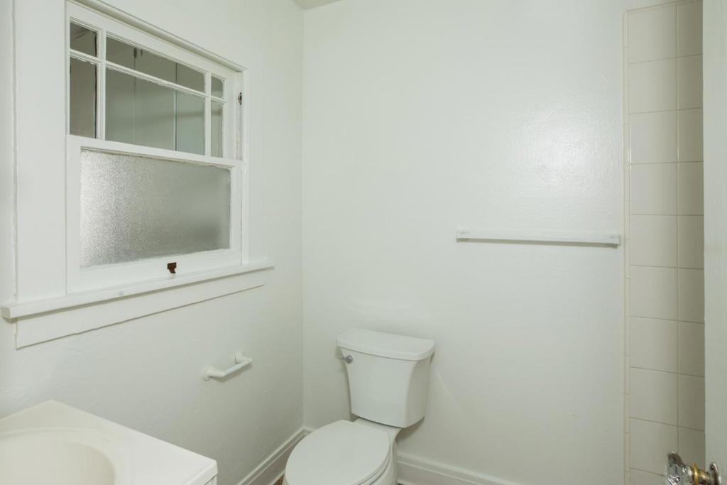 196 N 17th Street Property Photo 7