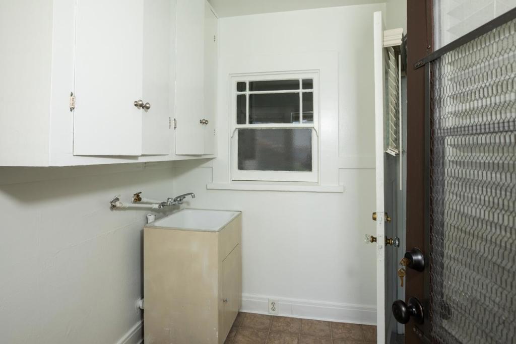 196 N 17th Street Property Photo 12