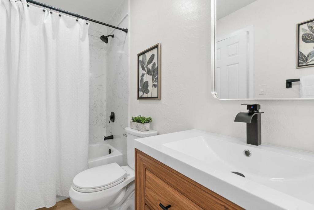 3340 Goodway Court Property Photo 22