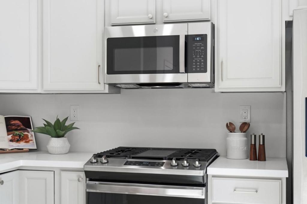 101 Beacon Street Property Photo 14