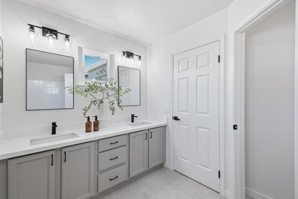101 Beacon Street Property Photo 25