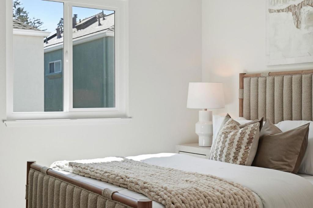 101 Beacon Street Property Photo 30