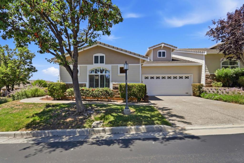 9066 Village View Loop Property Photo 1
