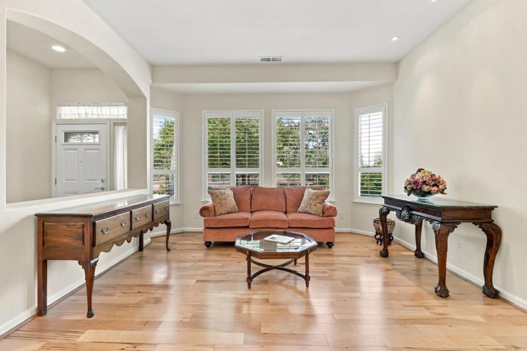 9066 Village View Loop Property Photo 5