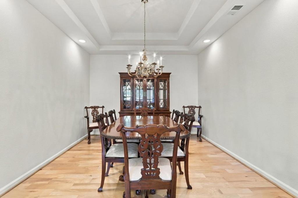 9066 Village View Loop Property Photo 8