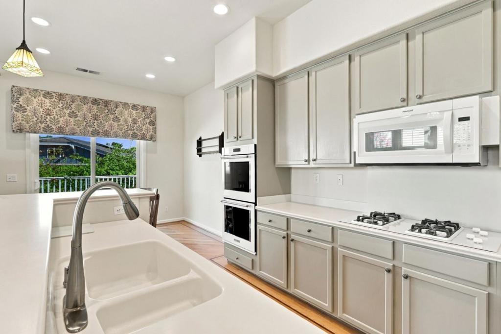 9066 Village View Loop Property Photo 15