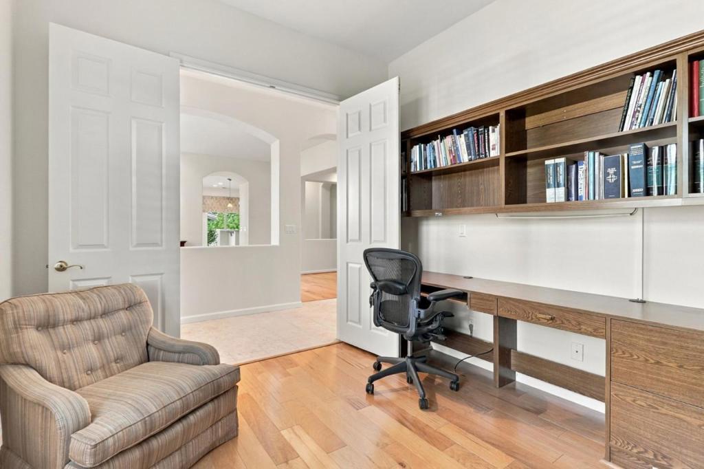 9066 Village View Loop Property Photo 18