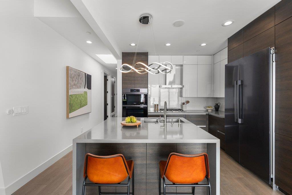 3080 South Court Property Photo 21