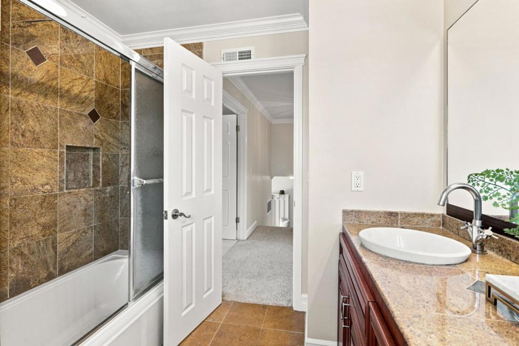 6463 Camelia Drive Property Photo 27